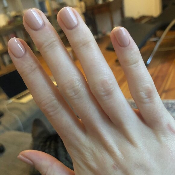 Essie TOPLESS & BAREFOOT #665 Nail Polish Lacquer - Picture 6 of 7